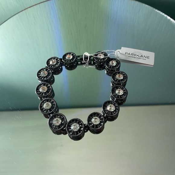 Park Lane Jewelry - Park Lane Focus Hematite Bracelet